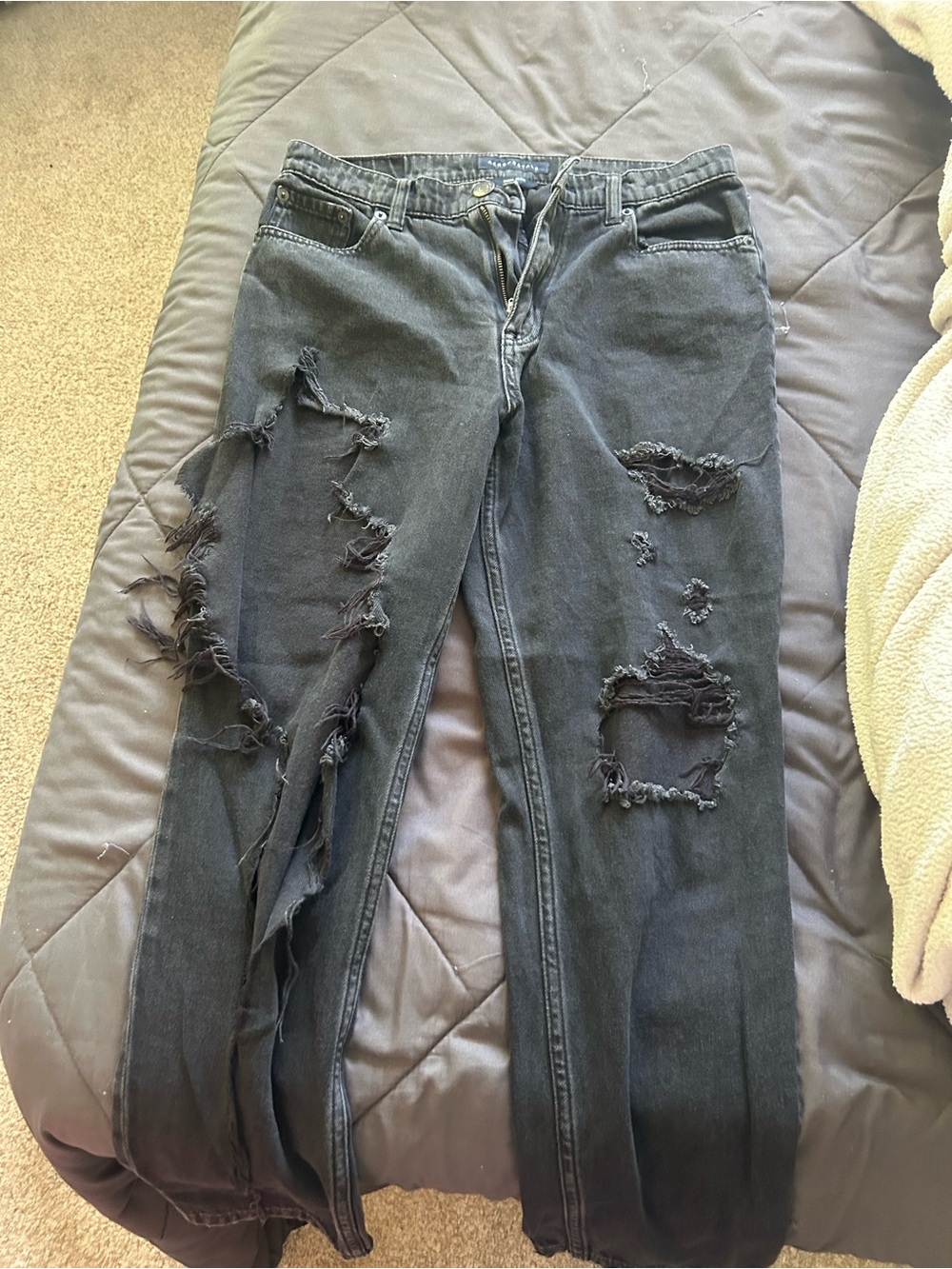 Aeropostale Black Distressed Boyfriend Jeans
